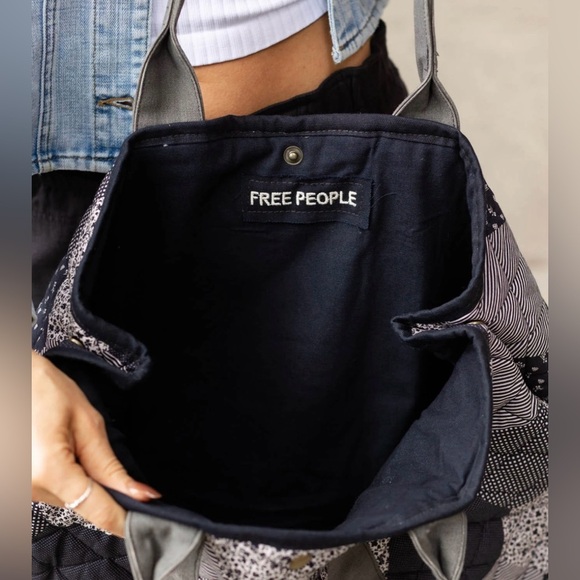 Nwt Free People Pippa Patchwork Tote in Blue Mix New $128 Cotton - Picture 4 of 9